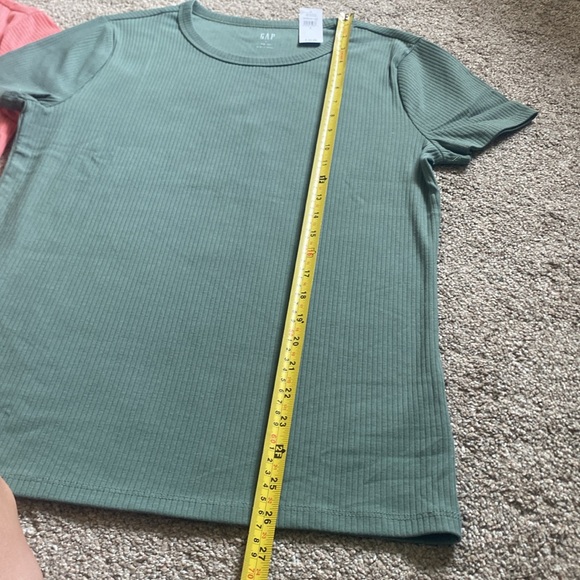 NWT Women’s Large Gap Rib Tee in Green and Pink - 2 Total - Picture 6 of 6
